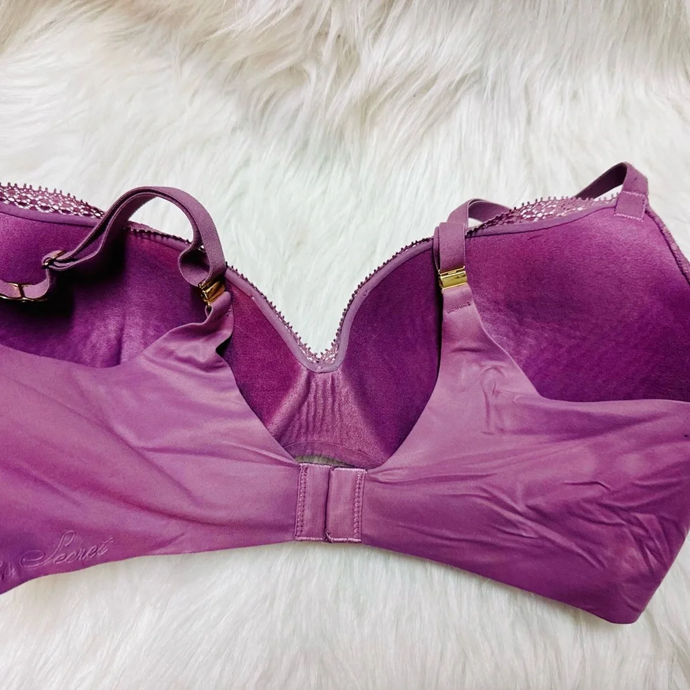 EUC Victoria’s Secret Lined-Demi/Double Demi Bra Size 34DD‎